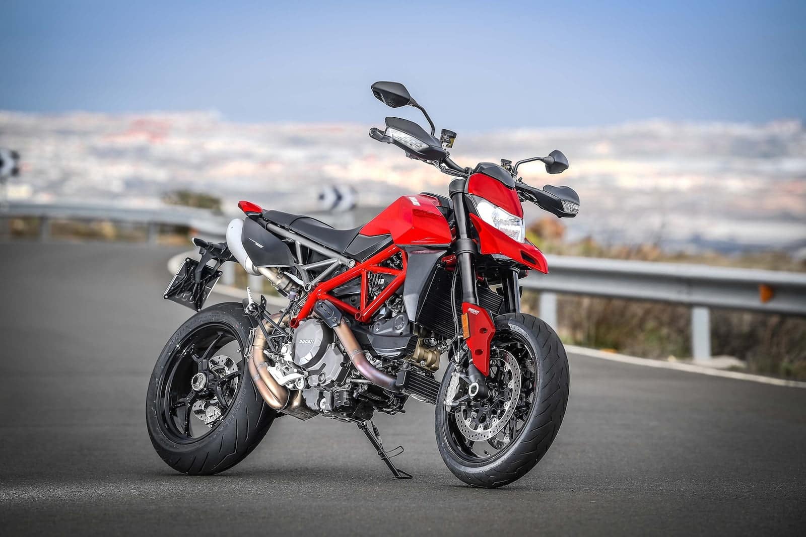 2020 Ducati Hypermotard 950 (non-SP) on road