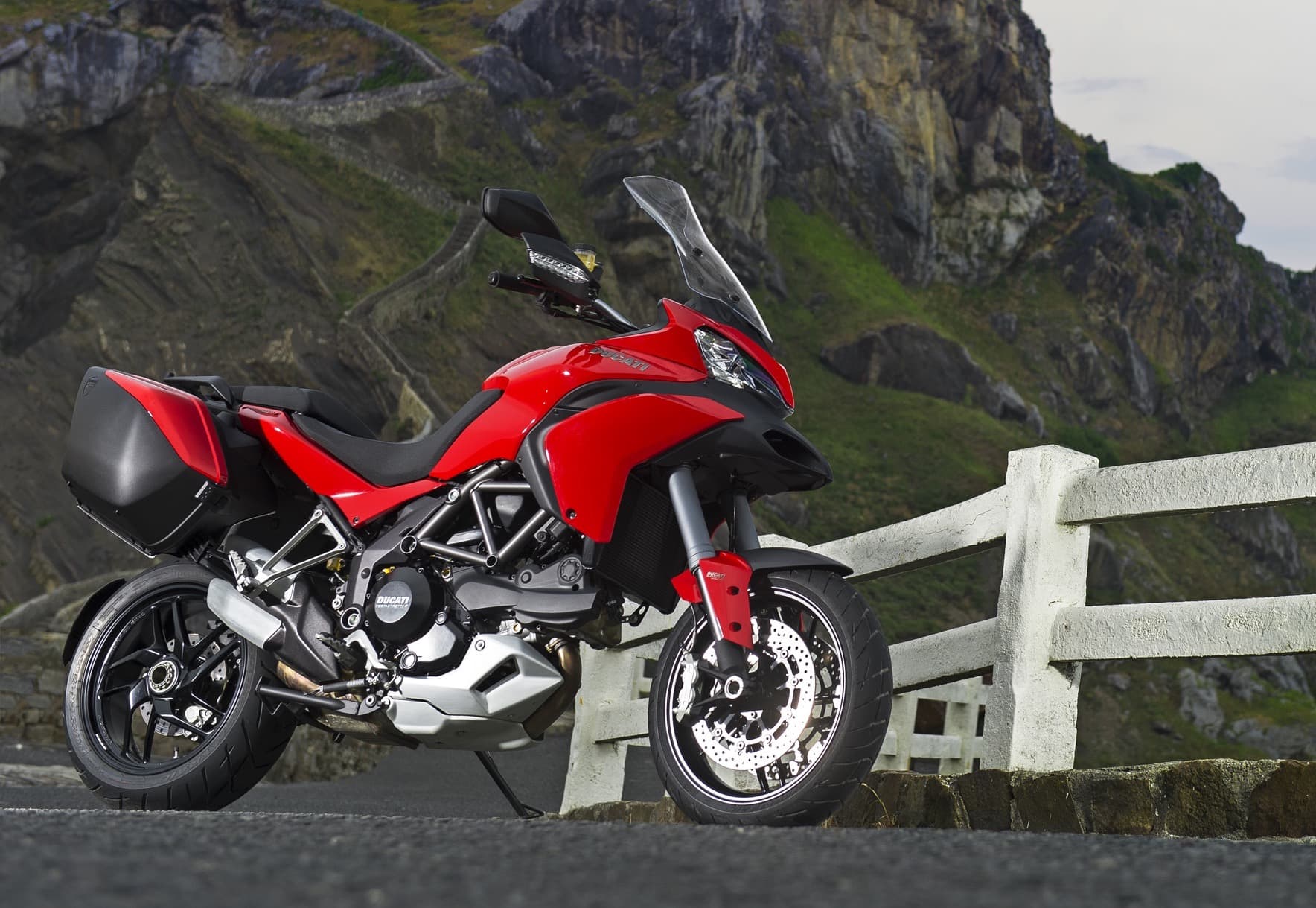 Ducati Multistrada S2011-2014 MTS1200 red RHS parked outside