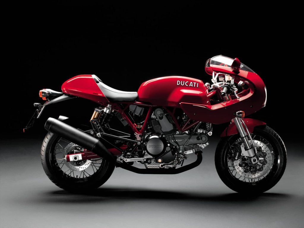 Ducati Sport 1000 S RHS red studio