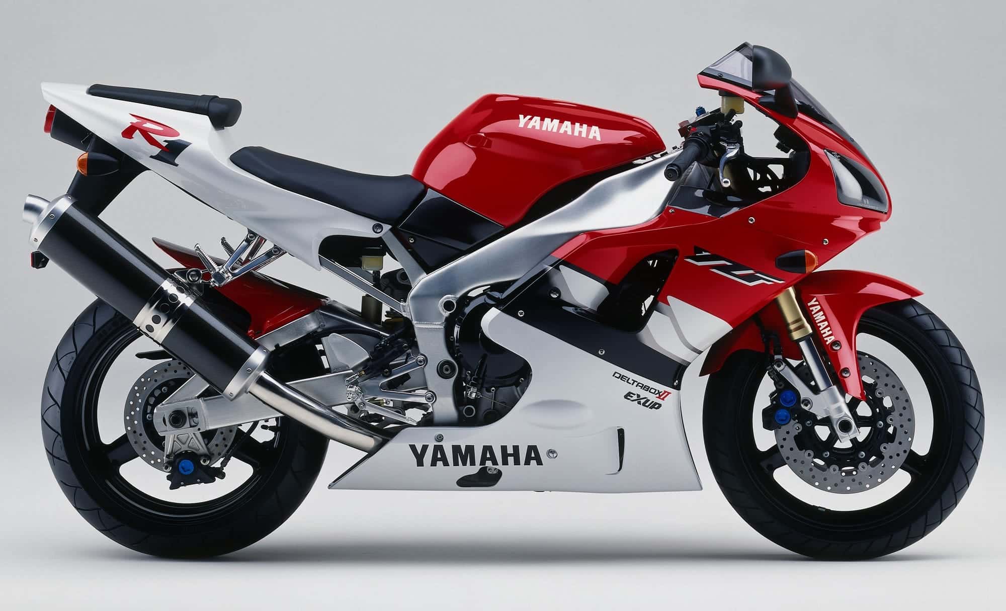 1999 Yamaha YZF-R1 red and white