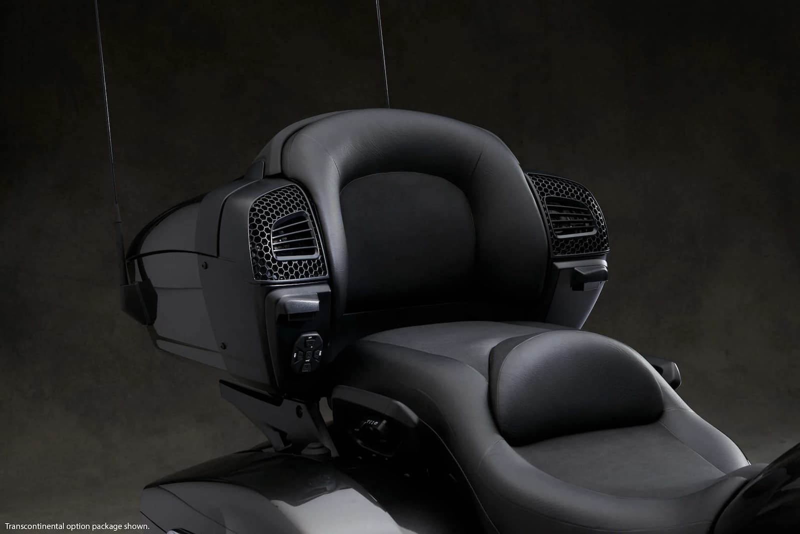 Yamaha Star Venture rear seat with speakers