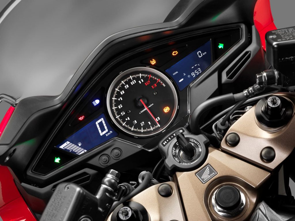 Honda VFR800F 8th gen dash and instruments