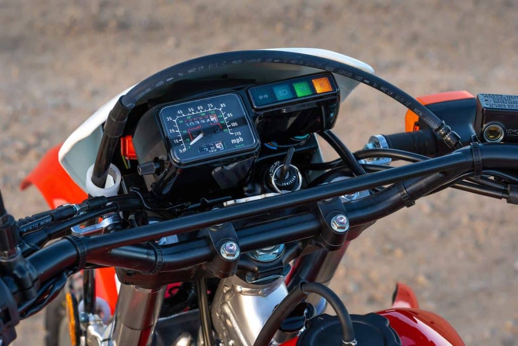 Honda XR650L dash and controls