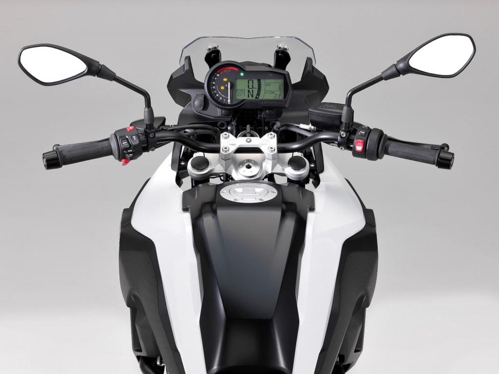 BMW F 750 GS 2019 controls and display