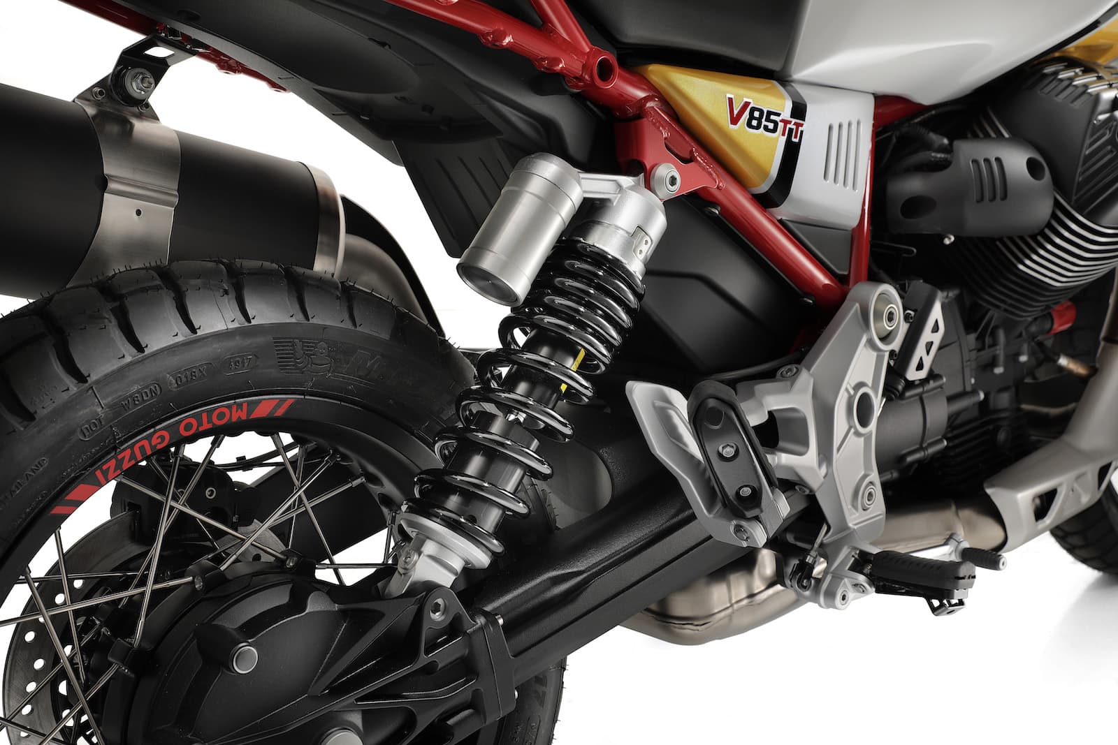 Moto Guzzi V85TT rear shock suspensione