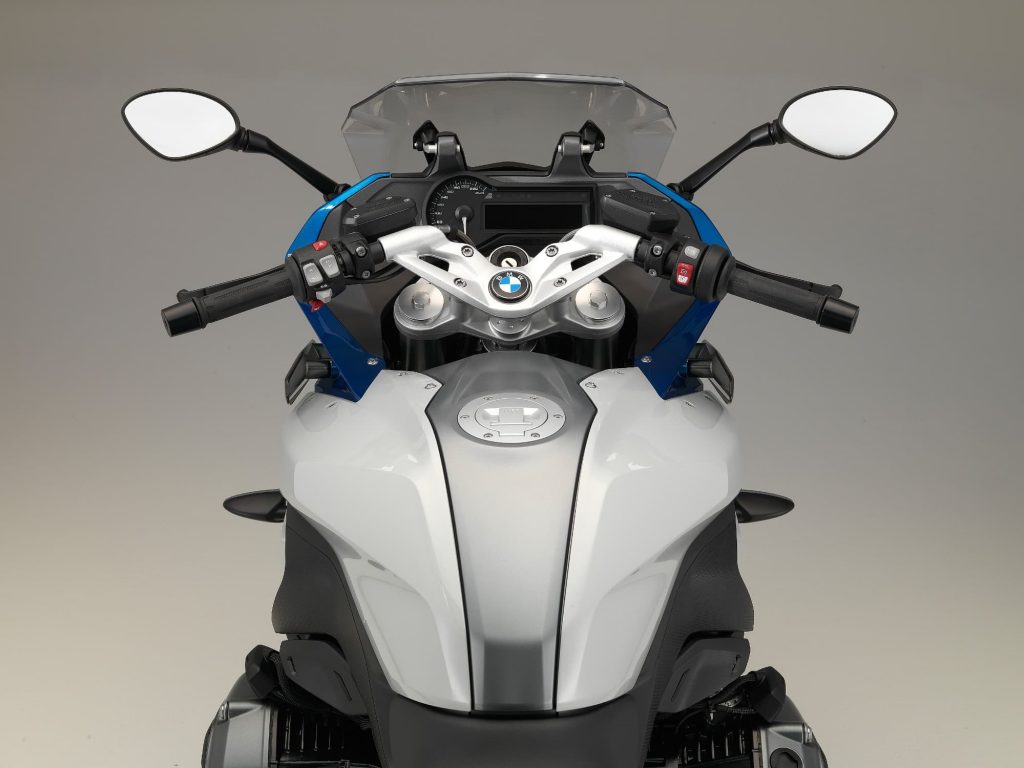 2015-2018 BMW R 1200 RS controls and display
