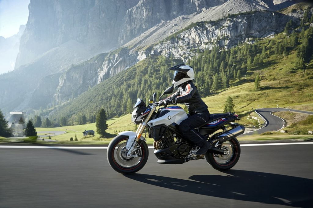 2017 2018 2019 BMW F 800 R riding outdoors winding road