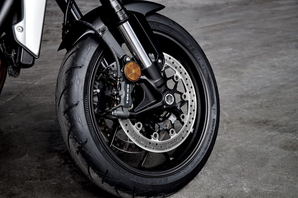 2018 Honda CB1000R inverted forks and front brakes