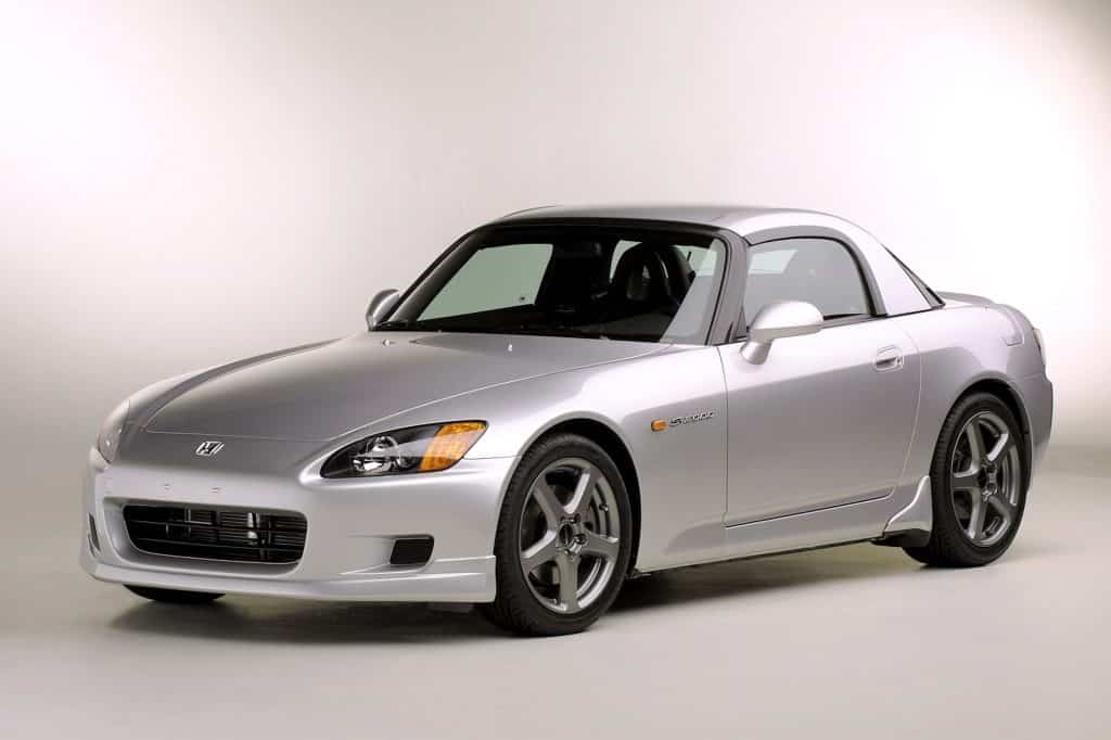 Honda S2000 (Gen 1 / 2, 2000-2009) Maintenance Schedule and Service Intervals 3 2001-2003 Gen 1 Honda S2000 Silger hard top LHS front studio