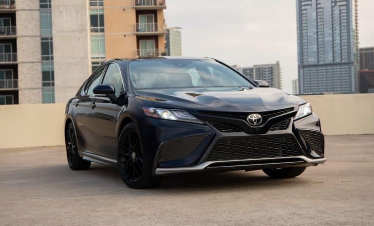 Toyota Camry I4 2.5L (2018+, 8th gen, non-hybrid) Complete Maintenance Schedule and Service Intervals
