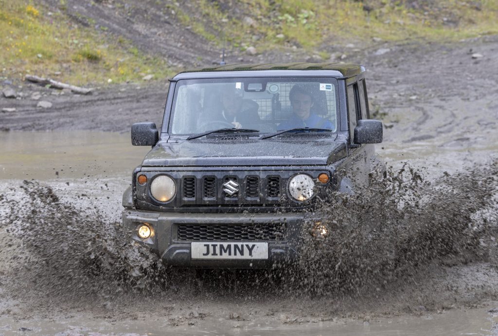 Suzuki Jimny 2021 off-roading in mud