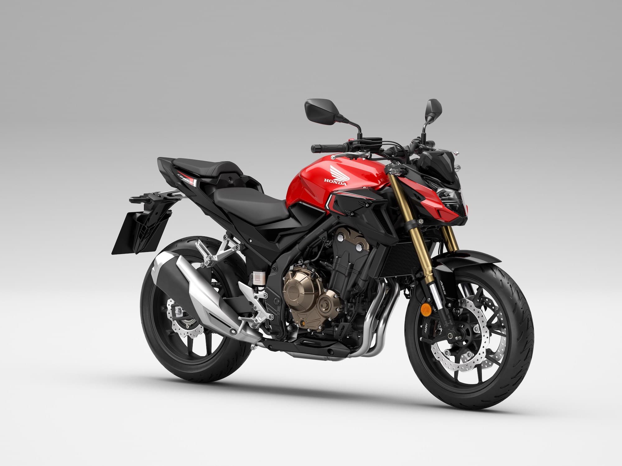 2022 Honda CB500F Studio 2 Red RHS front 3-4