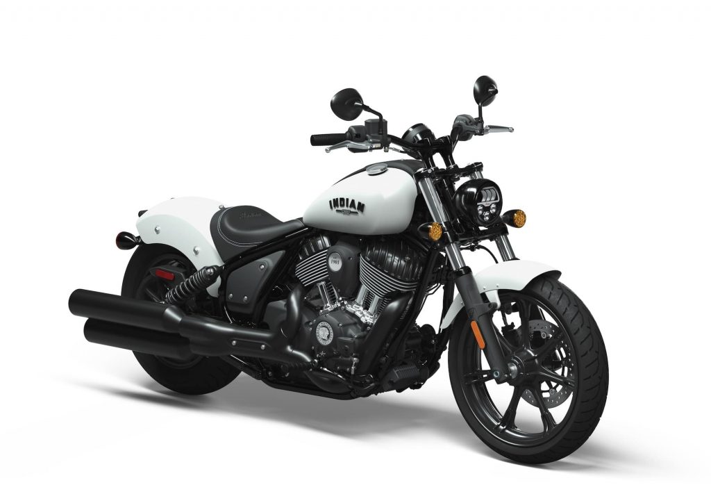 2022 Indian Chief White Smoke front 3-4