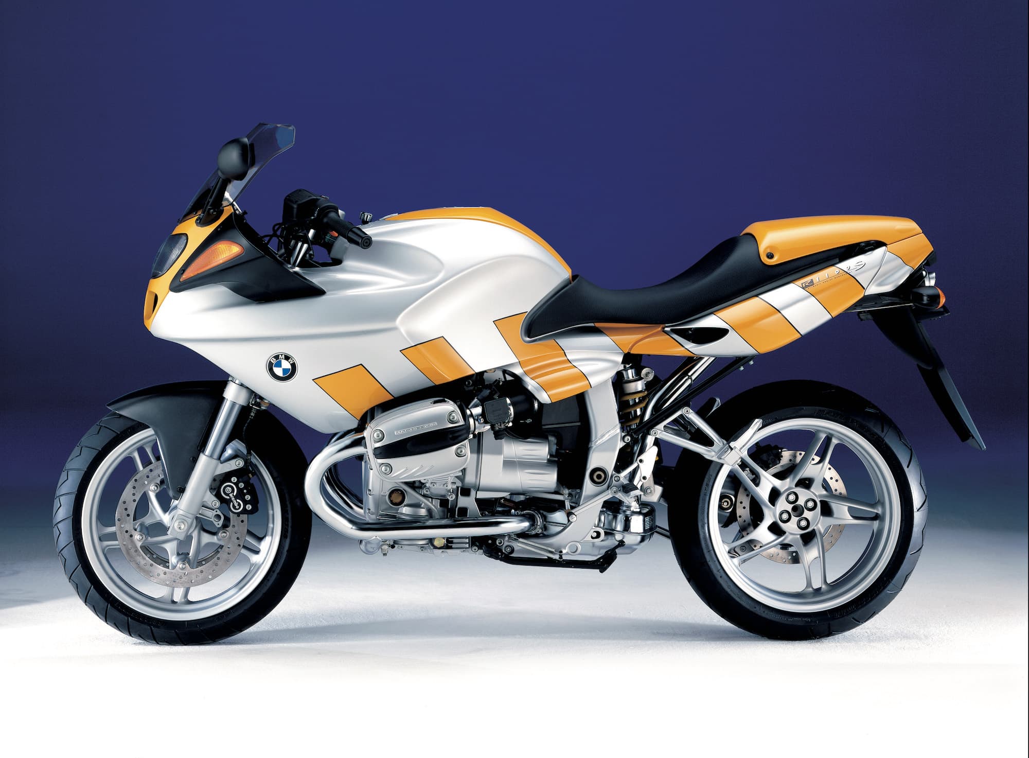 BMW R 1100 S silver and yellow