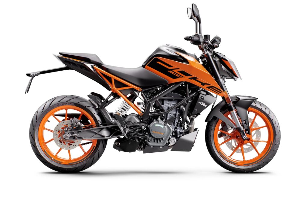 2020 2021 KTM 200 Duke studio Orange and black RHS