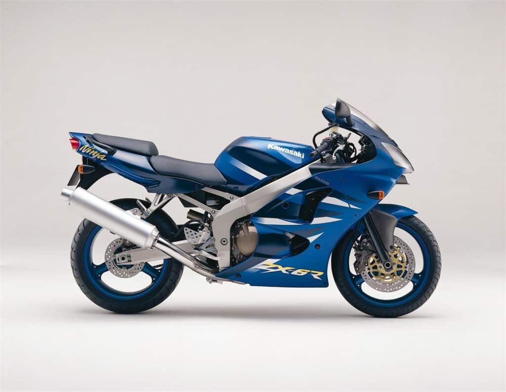 2001-Kawasaki-ZX-6R-ZX600-J2-RHS-blue