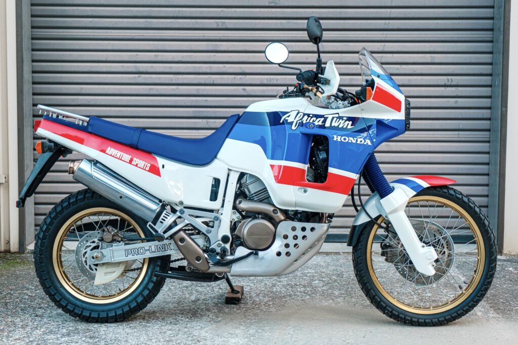 Honda Africa twin XRV650 static RHS