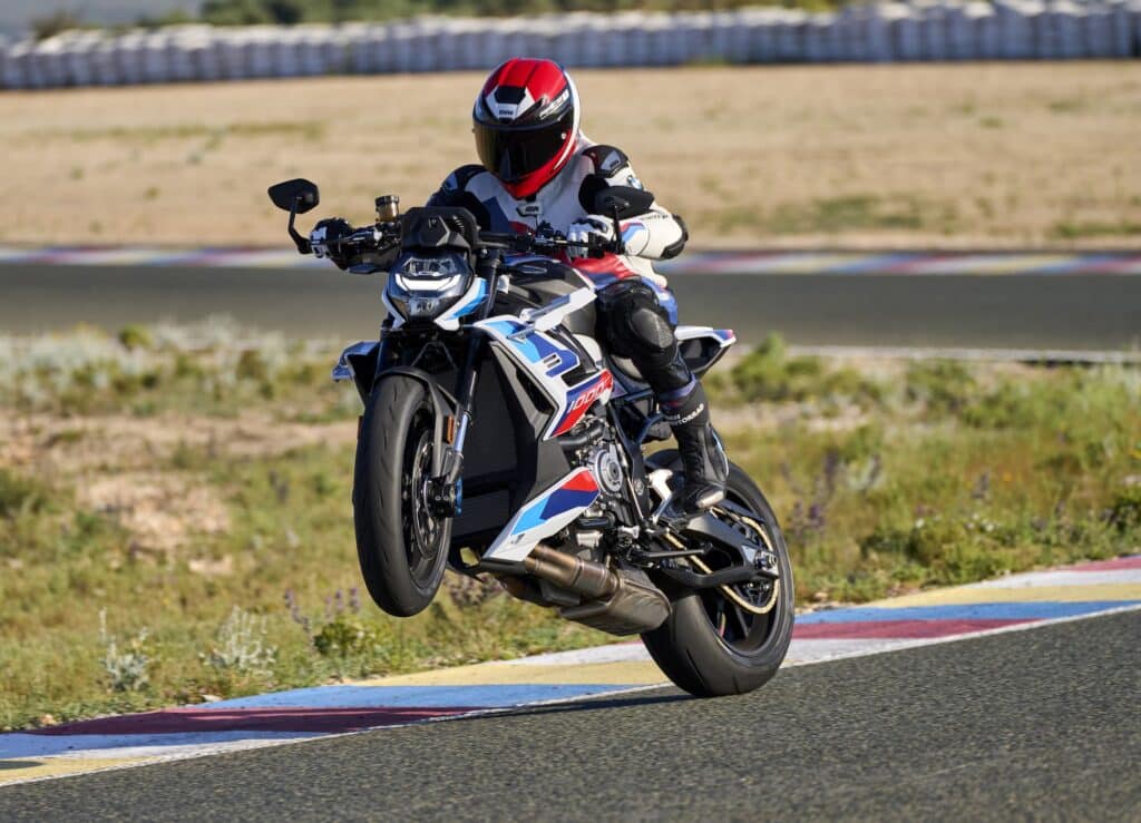 2023 BMW M 1000 R Action wheelie