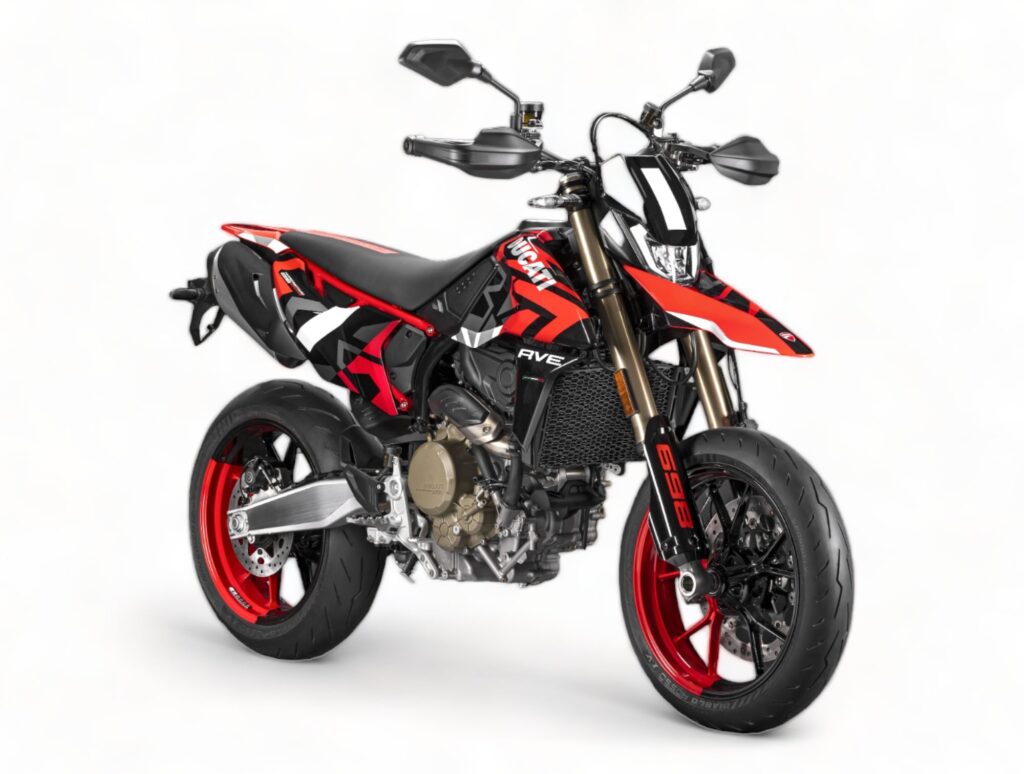 2024 Ducati Hypermotard 698 Mono RVE RHS 3-4