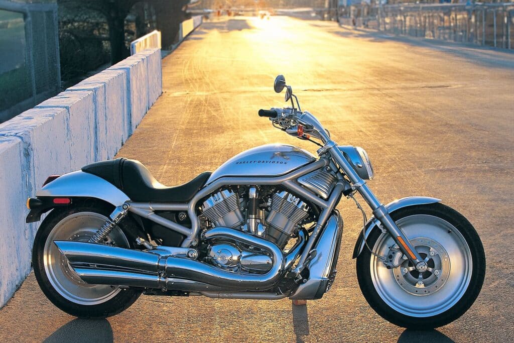 2002 Harley-Davidson VRSCA V-Rod Static RHS wide