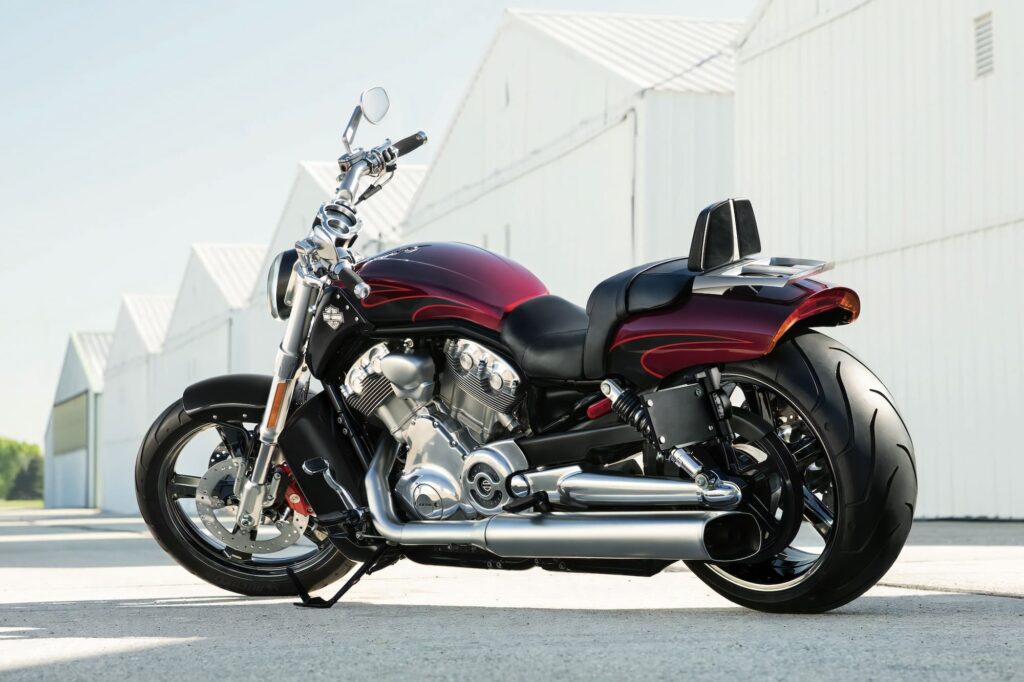 2015 Harley-Davidson VRSCF V-Rod Muscle static lhs rear red