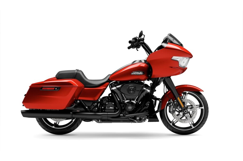 2024 Harley-Davidson FLTRX Road Glide studio image rhs 6