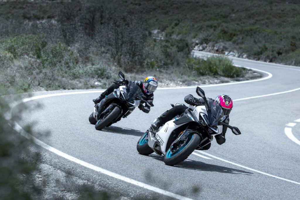 CFMOTO 675SR-R 2025