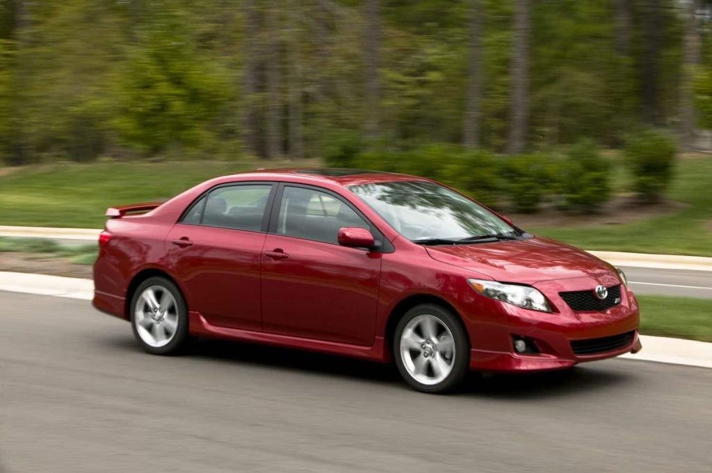 Toyota Corolla 10th Gen (2009-2010) Maintenance Schedule and Service Intervals 14 2009 Toyota Corolla S 10th Gen XRS