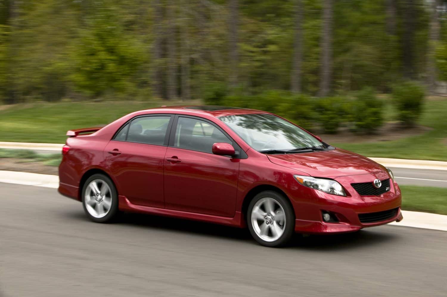 Toyota Corolla 10th Gen (2009-2010) Maintenance Schedule and Service Intervals 20 2009 Toyota Corolla S 10th Gen XRS