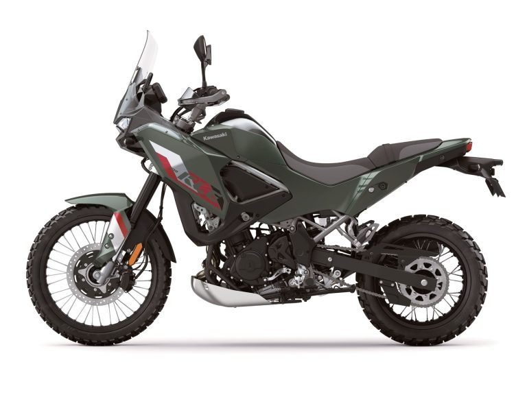 2026 Kawasaki KLE500 SE in green, left-side studio profile